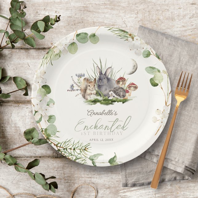 Plato De Papel Crema de cumpleaños para animales boscosos encanta (Enchanted Forest Woodland Animals Kid's Birthday Paper Plate)