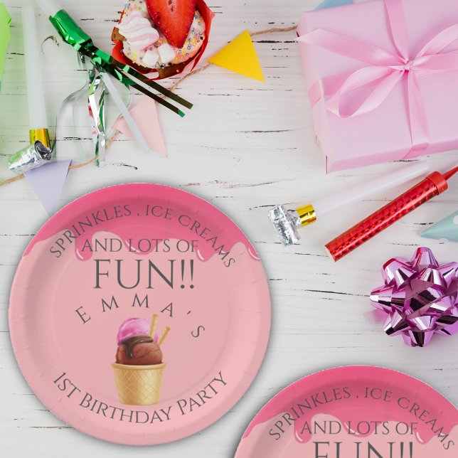 Plato De Papel Crema rosa de hielo temática Chica Primera fiesta  (Pink Ice Cream Themed Girl's First Birthday Party Paper Plates)
