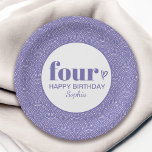Plato De Papel Cuatro simples púrpura cuarto cumpleaños con nombr<br><div class="desc">Sencillo y dulce,  esta placa de papel fiesta de cuarto cumpleaños personalizado en morado tiene una plantilla de texto para personalizar con el nombre de su hijo. El diseño tiene un patrón geométrico caprichoso de formas de arco que se asemeja a los arcos.</div>