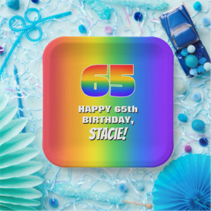 Plato De Papel Cumpleaños 65: Patrón arcoiris colorido y divert
