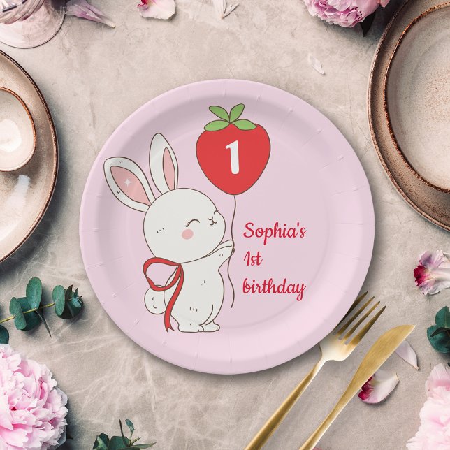 Plato De Papel Cumpleaños de conejito de fresa (Subido por el creador)