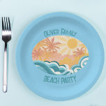 Plato De Papel Cute Beach Waves Sunshine Blue Surfer Fiesta<br><div class="desc">Cuidada placa de papel fiesta de estilo vintage con hermosas olas verde azuladas del océano y un sol brillante con palmeras en verano. El fresco diseño de surf grunge se complementa con el angustiado texto verde azulado azul personalizado para sus vacaciones familiares o viaje a la playa.</div>