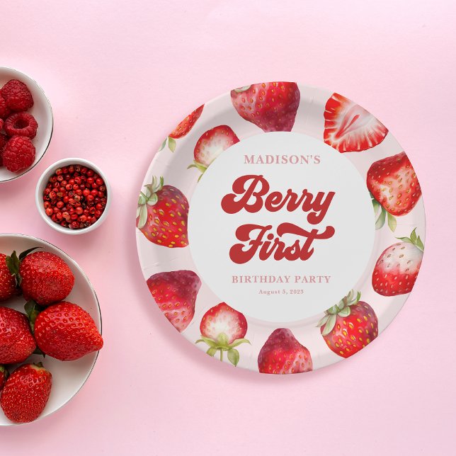 Plato De Papel Cute moderno Boho Strawberry Berry Primer cumpleañ (Subido por el creador)