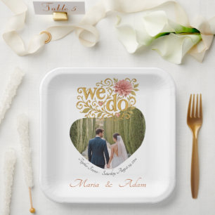 Plato De Papel Dalias Elegantes de Rosa Claro con Letra Dorada Fo