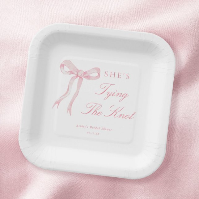 Plato De Papel Despedida de soltera con lazo rosa atando el nudo (Subido por el creador)
