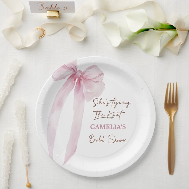 Plato De Papel Despedida de soltera con lazo rosa She's Tying The (Boda)