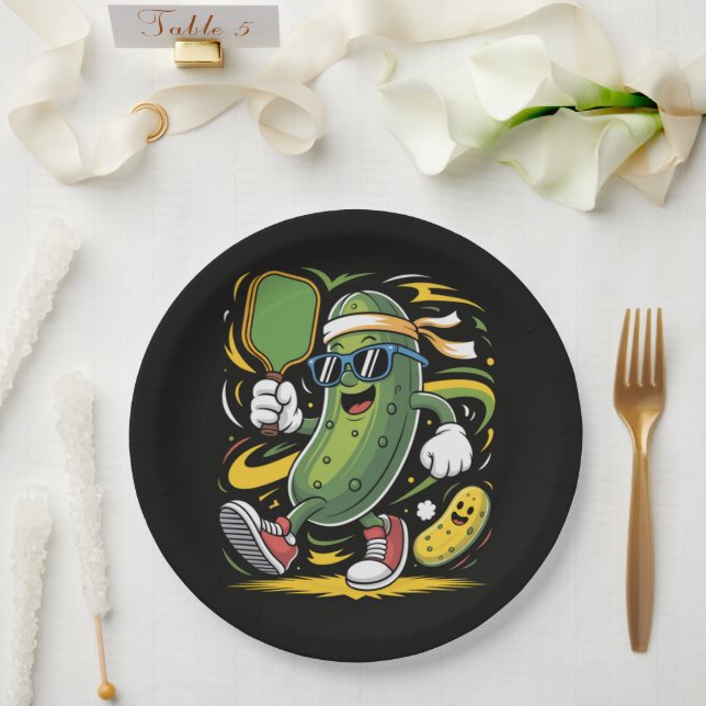 Plato De Papel Dill pickle jugando pickleball (Boda)