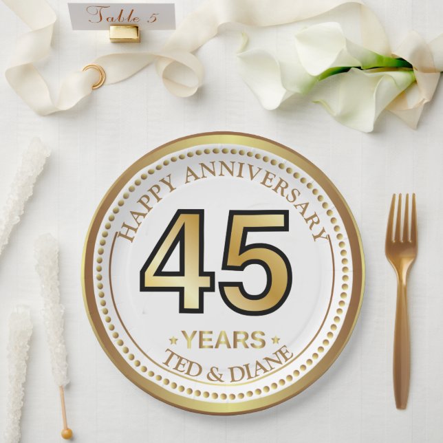 Plato de papel dorado elegante con texto editable (Boda)