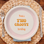 Plato De Papel Dos Groovy Floral Retro Segundo Cumpleaños<br><div class="desc">Platos de papel bonitos "dos groovy" para una celebración retro floral de segundo cumpleaños. Este diseño presenta un patrón de flores silvestres extravagantes,  en una paleta de colores bohemias de marrón y terracota,  beige,  rosa y amarillo. Perfecto para los temas retro y boho fiesta en primavera y verano.</div>