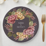 Plato De Papel Dramática pareja floral ducha de matrimonio<br><div class="desc">Flores acuáticas elegantes de color rosa y dorado con una hermosa vegetación sobre un fondo de berenjenas oscuro,  perfectas para el brunch y la burbuja de la ducha de boda de parejas o cualquier ocasión especial. COINCIDIENDO con los artículos de nuestra tienda.</div>