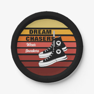 Plato De Papel Dream Chasers Wear Sneakers