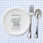 Plato De Papel Ducha de niño pequeño azul elefante lindo<br><div class="desc">Platos de papel cortos para la ducha de un bebé con "A Sweet Little Peanut Is On Your Way" en tipografía gris suave y un guión elegante con toques, y una acuarela azul pastel de un elefante bebé. Personalice el nombre y la fecha de ducha de la futura madre en...</div>