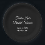 Plato De Papel Ducha Nupcial Feliz Blanca<br><div class="desc">Las duchas nupciales son eventos realmente grandiosos. Es agradable honrar a una mujer que pronto se casará. Estos platos de papel pueden hacer que su planificación sea un poco más fácil. Cambie colores y estilos a su gusto. Personalizable. Por Sharon Lee Hudson.</div>