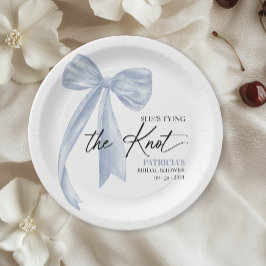 Plato De Papel Dusty Blue Bow Ella está atando el nudo Desayuno d