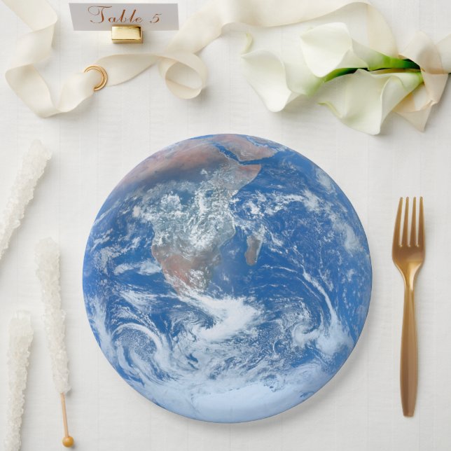 Plato De Papel Earth Tableware from the Celestial Collection (Boda)