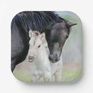 Plato De Papel El amor de las madres