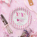 Plato De Papel El día de San Valentín de abrazos y besos (XOXO)<br><div class="desc">Celebra un especial primer cumpleaños con este sencillo pero muy moderno plato de papel fiesta. El diseño es fácil de personalizar y sus huéspedes se sentirán encantados cuando vean estos platos de fiesta de super moda. Se pueden encontrar elementos fiestas coincidentes en la colección.</div>