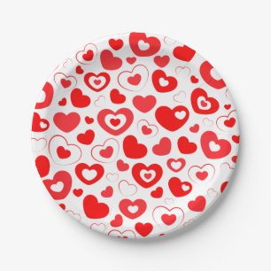 Plato De Papel El día de San Valentín de los corazones rojos