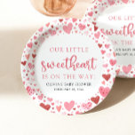 Plato De Papel El día de San Valentín Rosa Pequeño Querido Baby S<br><div class="desc">El día de San Valentín de papel Baby Shower de color rosa Pequeño amor Celebra tu ducha de bebé con un estilo adorable con estas placas de papel de San Valentín de amor rosado! Con encantadores diseños cardíacos y toques dulces, estos platos son perfectos para servir deliciosos dulces con un...</div>