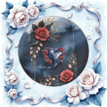 Elegante arreglo de rosas con follaje dorado