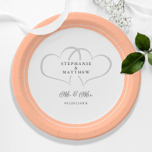 Plato De Papel Elegante Boda Peach, Sr. y Sra. Names Date Hearts