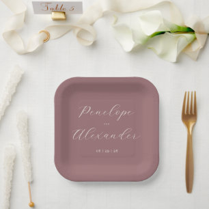 Plato De Papel Elegante Caligrafía Granate