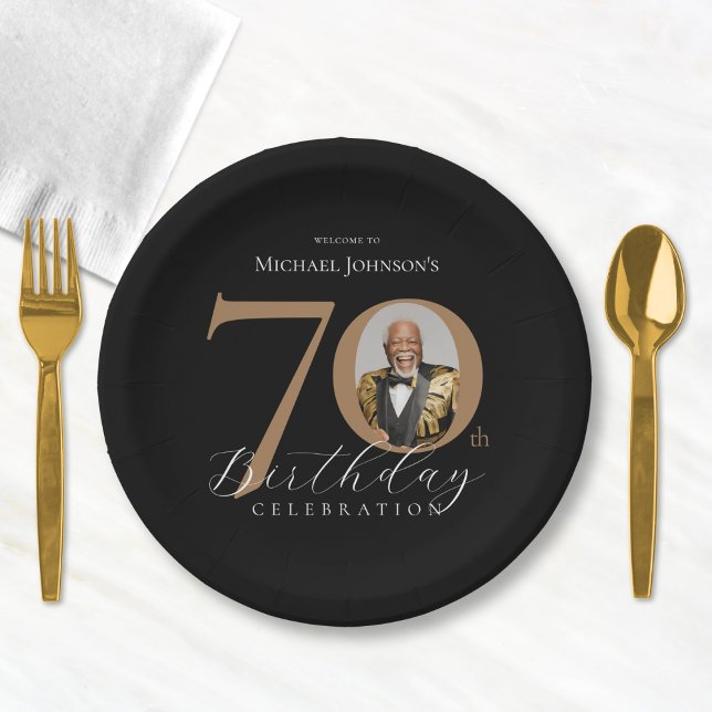 Plato De Papel Elegante cumpleaños 70 (Elegant Black and Gold 70th Birthday Paper Plates)
