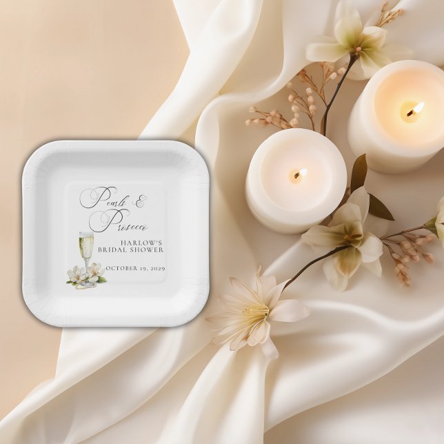 Plato De Papel Elegante ducha de novia con perlas y Prosecco (Pearls and Prosecco Bridal Shower Paper Plates)