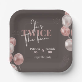 Plato De Papel Elegante es el cumpleaños común del doble de diver