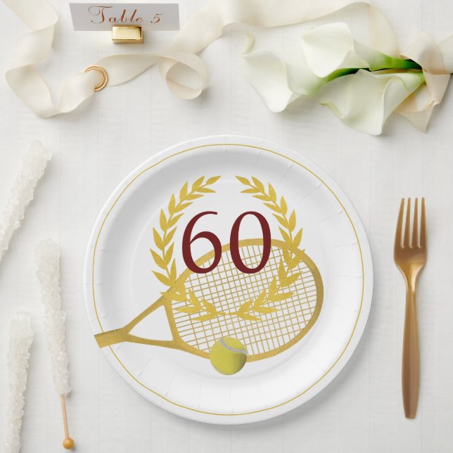 Plato De Papel Elegante Moderno Oro Blanco Tenis 60 cumpleaños (Boda)