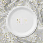 Plato De Papel Elegante Monograma de Oro Moderno Minimalista<br><div class="desc">Estas placas de papel moderno de moda se pueden personalizar con sus iniciales de monograma dorado. Diseñado por Thisisnotme©</div>