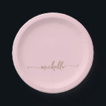 Plato De Papel Elegante Monograma Simple en Dorado con Letra Scri<br><div class="desc">Platos de papel rosa pastel personalizados con elegante monograma de nombre en oro con letra moderna minimalista femenina. Con el nombre en una hermosa tipografía de letra manuscrita con florituras en dorado sobre fondo de color rosa pastel o rosa bebé. Estos son fáciles de personalizar. Geniales para inauguración de hogar,...</div>