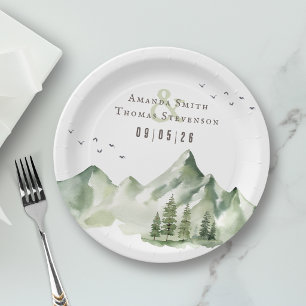 Plato De Papel Elegante paisaje montañoso verde sereno