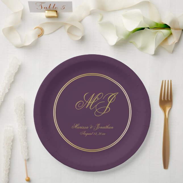 Plato De Papel Elegante Plum Purple Gold Monograma Boda de guione (Boda)