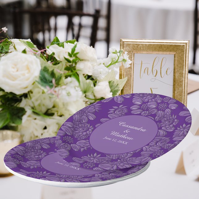 Plato De Papel Elegantes Daisies en Floral Royal Purple Boda (Elegant Daisies in Floral Royal Purple Wedding Paper Plates)