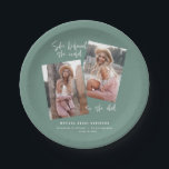 Plato De Papel Ella creía que podía así que hizo el papel de grad<br><div class="desc">Creía que podía hacerlo así que se graduó con placas de fiesta de tipografía geométrica multifotografía. Con tipografía audaz y texto de guión de tendencia. El color de fondo geométrico puede ser alterado. También están disponibles felicitaciones al grado, clase 20xx. Cambie el color para que se ajuste a su estilo....</div>