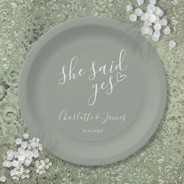 Plato De Papel Ella dijo que sí, fiesta de compromiso Sage Verde (She Said Yes Engagement Party Sage Green Paper Plates)