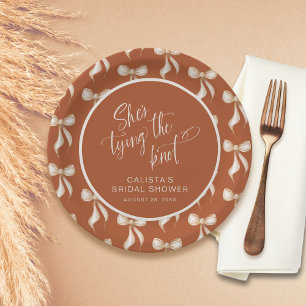 Plato De Papel Ella está atando el nudo Tazón de terracota Bridal