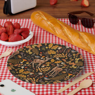 Plato De Papel En el bosque/ciervo otoñal sobre negro