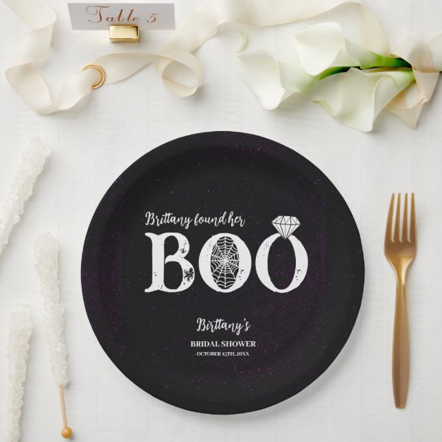 Plato De Papel Encontró a su novio Black Halloween Bridal Shower (Boda)