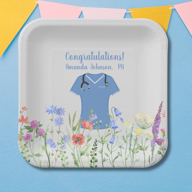 Plato De Papel Enfermera personalizada RN LPN NP Blue Scrubs (Subido por el creador)