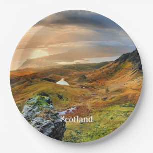 Plato De Papel Escocia, hermoso paisaje montañoso,