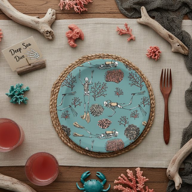 Plato De Papel Esqueleto submarino Scuba Buceo Verde azulado (Teal Skeleton Scuba Diver Paper Plates. Ocean Underwater Drawing with Divers Swimming Among Coral)