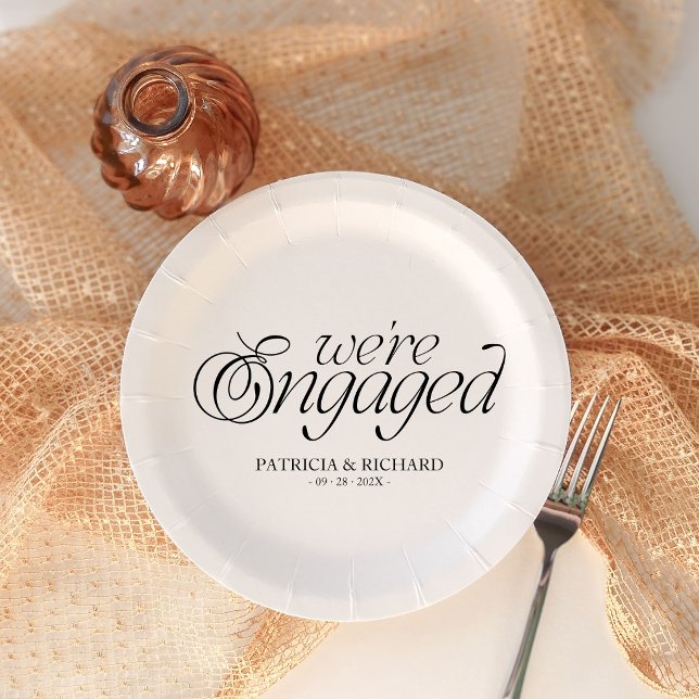 Plato De Papel Estamos comprometidos Fiesta de compromiso minimal (Subido por el creador)