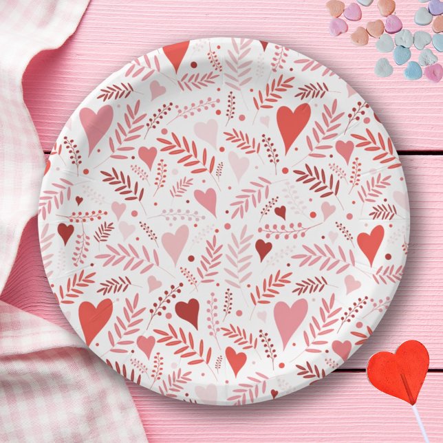Plato De Papel Estiloso patrón de corazón rojo rosado Valentines (Subido por el creador)