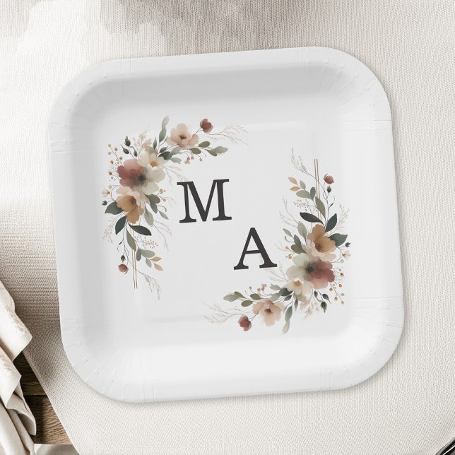 Plato De Papel Ethereance Floral Wreath Boda Monograma (Decorate your celebration table in elegance with our monogrammed plates in 6 chic hues.)