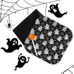 Plato De Papel Fantasmas de corte | Arañas | Halloween de Spider<br><div class="desc">Escarabajos,  arañas y telarañas en un fondo negro con acentos naranjas patrón Halloween.</div>