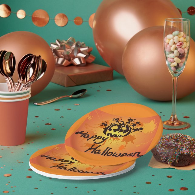 Plato De Papel Feliz Ilustracion de Halloween (Subido por el creador)