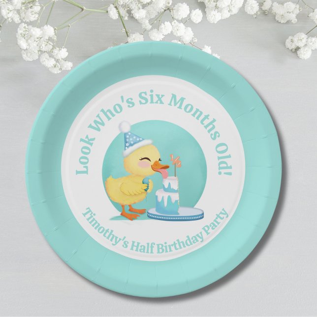 Plato De Papel Feliz medio cumpleaños, patito bebé con pastel de  (Subido por el creador)