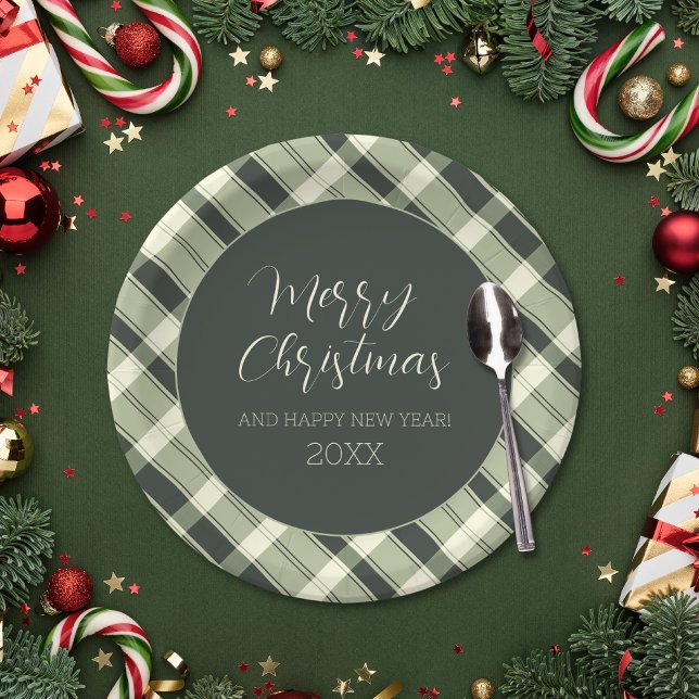 Plato De Papel Feliz Navidad Plaid Verde Oliva Script Rústico (Merry Christmas Olive Green Plaid Script Rustic Paper Plates)